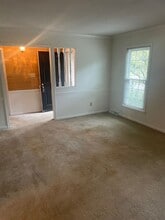 1628 Rollingwood Rd in Burlington, NC - Building Photo - Building Photo