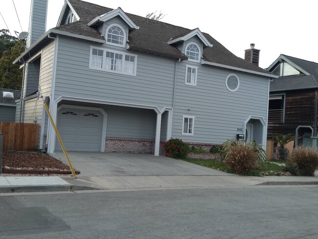 property at 541 6th Ave