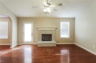3221 Victoria Pl Dr in Loganville, GA - Building Photo - Building Photo