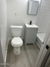 11 Myrtle Ave in Albany, NY - Building Photo - Building Photo