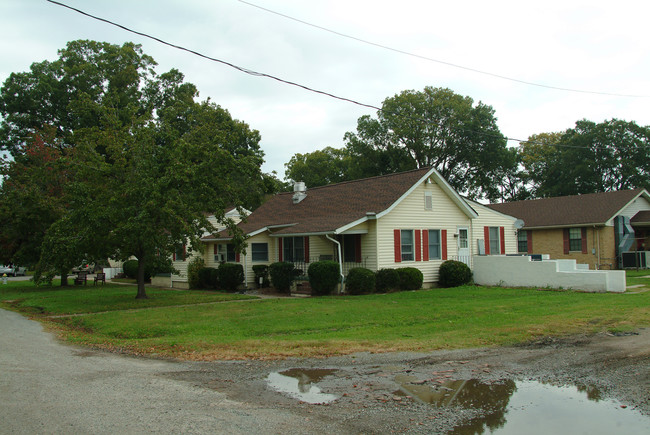 1443 Commerce Ave in Chesapeake, VA - Building Photo - Building Photo