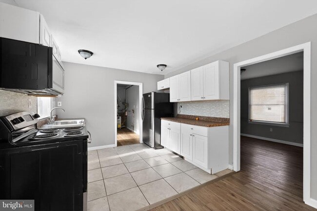 17 Bonnie Ln in Willingboro, NJ - Building Photo - Building Photo