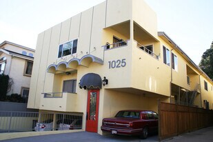 1025 S Sherbourne Dr, Unit 4 in Los Angeles, CA - Building Photo