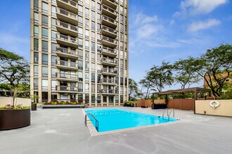 1660 N La Salle Dr, Unit 1508 in Chicago, IL - Foto de edificio - Building Photo