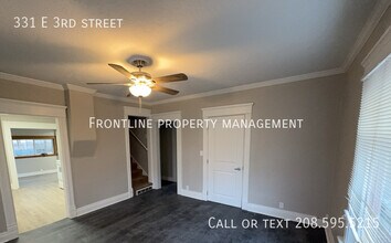 331 E 3rd St in Meridian, ID - Building Photo - Building Photo