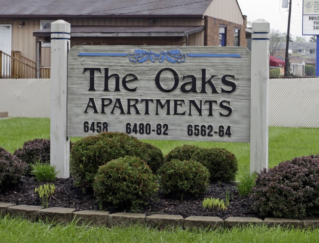 Oaks Apartments in Cincinnati, OH - Foto de edificio - Building Photo