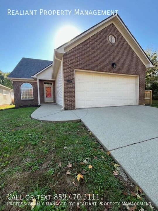 120 Leatherwood Ln in Lexington, KY - Building Photo