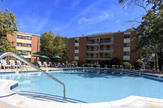 Forest Park in Silver Spring, MD - Building Photo - Building Photo