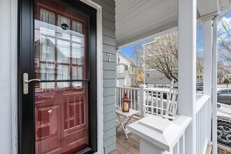 7 Van Norden St, Unit 2 in Cambridge, MA - Building Photo - Building Photo