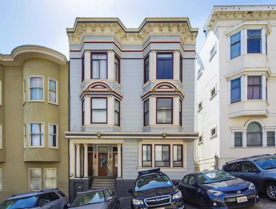 919-923 Vallejo St in San Francisco, CA - Building Photo