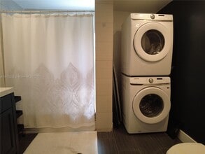 265 NE 151st St in Miami, FL - Building Photo - Building Photo