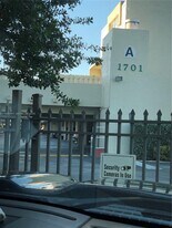 1701 NE 115th St in Miami, FL - Building Photo