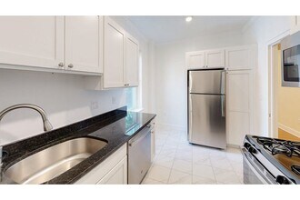 77 Kilsyth Rd, Unit 1 in Boston, MA - Building Photo - Building Photo