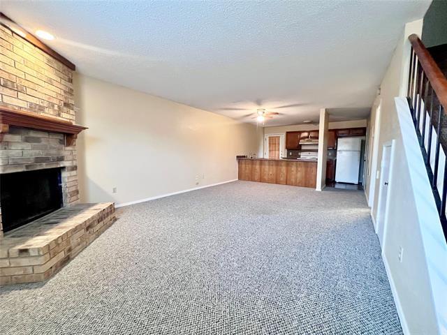 816 Redbud Dr in Desoto, TX - Building Photo - Building Photo