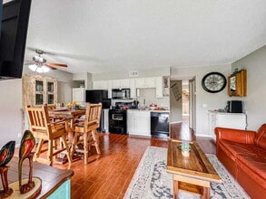 40 Scenic Ct in Branson, MO - Building Photo - Building Photo