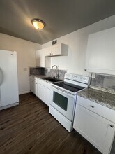 715 St Barbara Ln in Sauget, IL - Building Photo - Building Photo