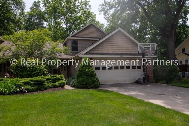 property at 916 Bowes Rd