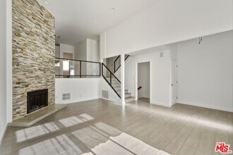 5307 Wilkinson Ave in Los Angeles, CA - Building Photo - Building Photo