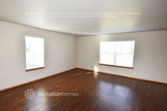 107 Mazza St NE in Orting, WA - Building Photo - Building Photo