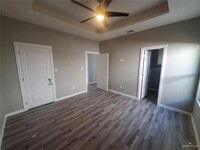 1305 E Iris Ave in McAllen, TX - Building Photo - Building Photo