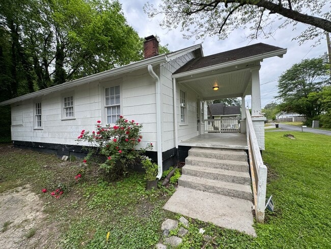 102 Earl Ln in Rome, GA - Building Photo - Building Photo