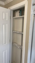 152 Dalton St, Unit 2nd flr in West Haven, CT - Building Photo - Building Photo