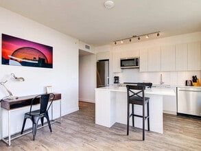 4733 Hazel St, Unit SI ID1521439P in Burnaby, BC - Building Photo - Building Photo