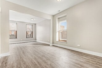 1503 W Taylor St in Chicago, IL - Building Photo - Building Photo