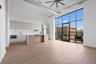 728 Lofts in Deerfield, IL - Building Photo - Building Photo