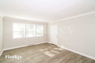 1094 E Shelby Dr in Memphis, TN - Building Photo - Building Photo