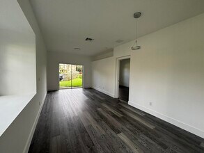 2630 Creekside Dr in Fort Pierce, FL - Building Photo - Building Photo