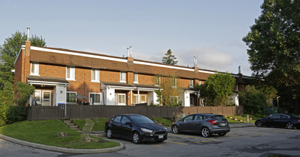 Skyway Homes in Ottawa, ON - Building Photo - Building Photo