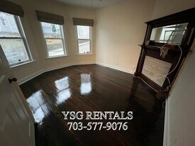 9 Sunset St, Unit #1 in Boston, MA - Building Photo