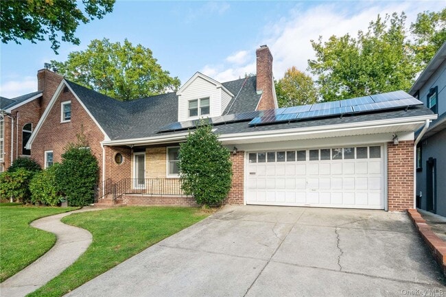 property at 29-33-33 212th St