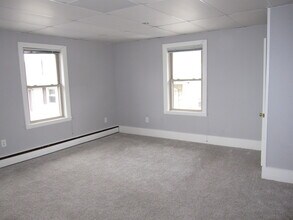 795 Concord St, Unit 3 in Framingham, MA - Building Photo - Building Photo