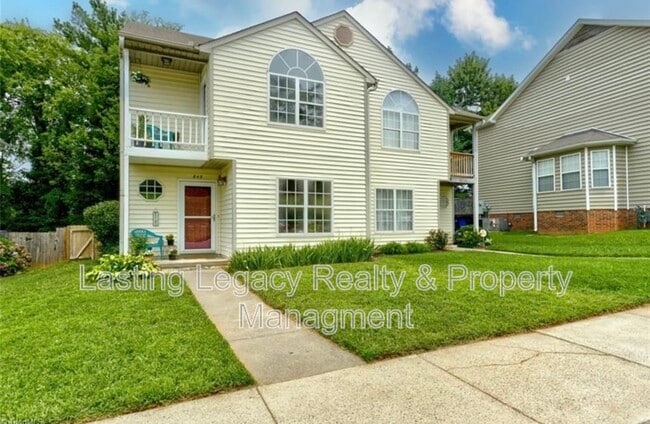 845 Salem Pointe Ln in Winston-Salem, NC - Building Photo - Building Photo