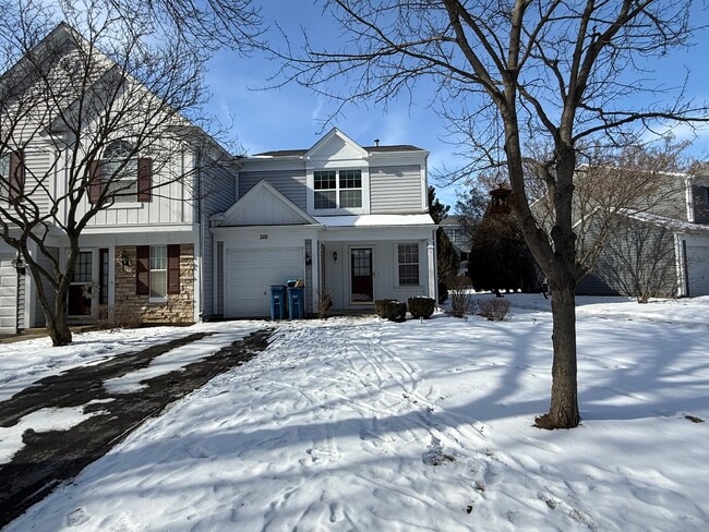 210 Shadybrook Ln in Aurora, IL - Building Photo - Building Photo