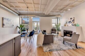 1307 S Wabash Ave in Chicago, IL - Building Photo - Building Photo