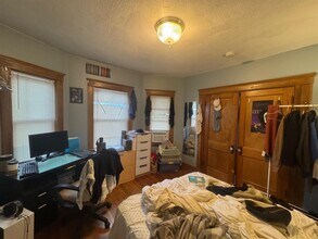 29 Frederick Ave, Unit 1 in Medford, MA - Building Photo - Building Photo