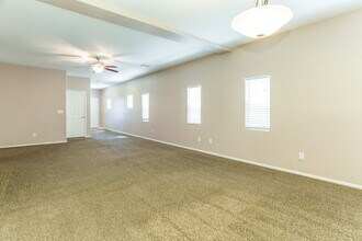 9657 Bouncing Ball St in Las Vegas, NV - Building Photo - Building Photo