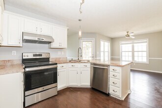 1713 Old Dover Way SW in Conyers, GA - Building Photo - Building Photo