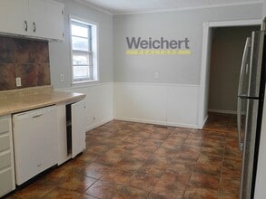 1005 Reynolds Rd in Paragould, AR - Building Photo - Building Photo