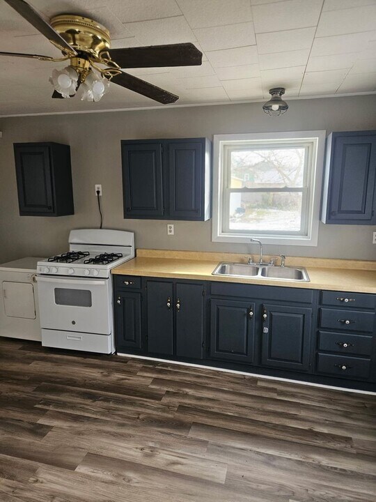 21 Union St in Cortland, NY - Building Photo