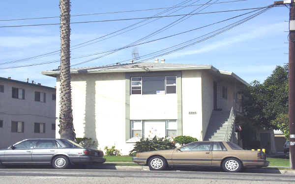 3345 Artesia Blvd in Torrance, CA - Foto de edificio