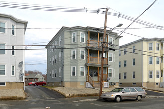 16 Bellevue Ave in Brockton, MA - Building Photo - Building Photo