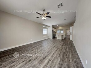 7621 Burning Falls Dr in Las Vegas, NV - Building Photo - Building Photo