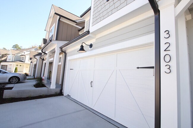 3203 Retama Run in New Hill, NC - Building Photo - Building Photo
