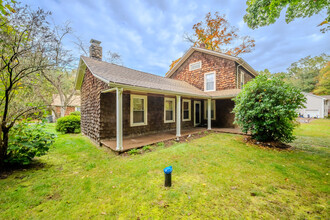 5 Mixville Rd in Prospect, CT - Building Photo - Building Photo