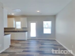 518 Sylvia St in Statesville, NC - Foto de edificio - Building Photo