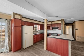 1013 Peyton Ave in Benton, LA - Building Photo - Building Photo